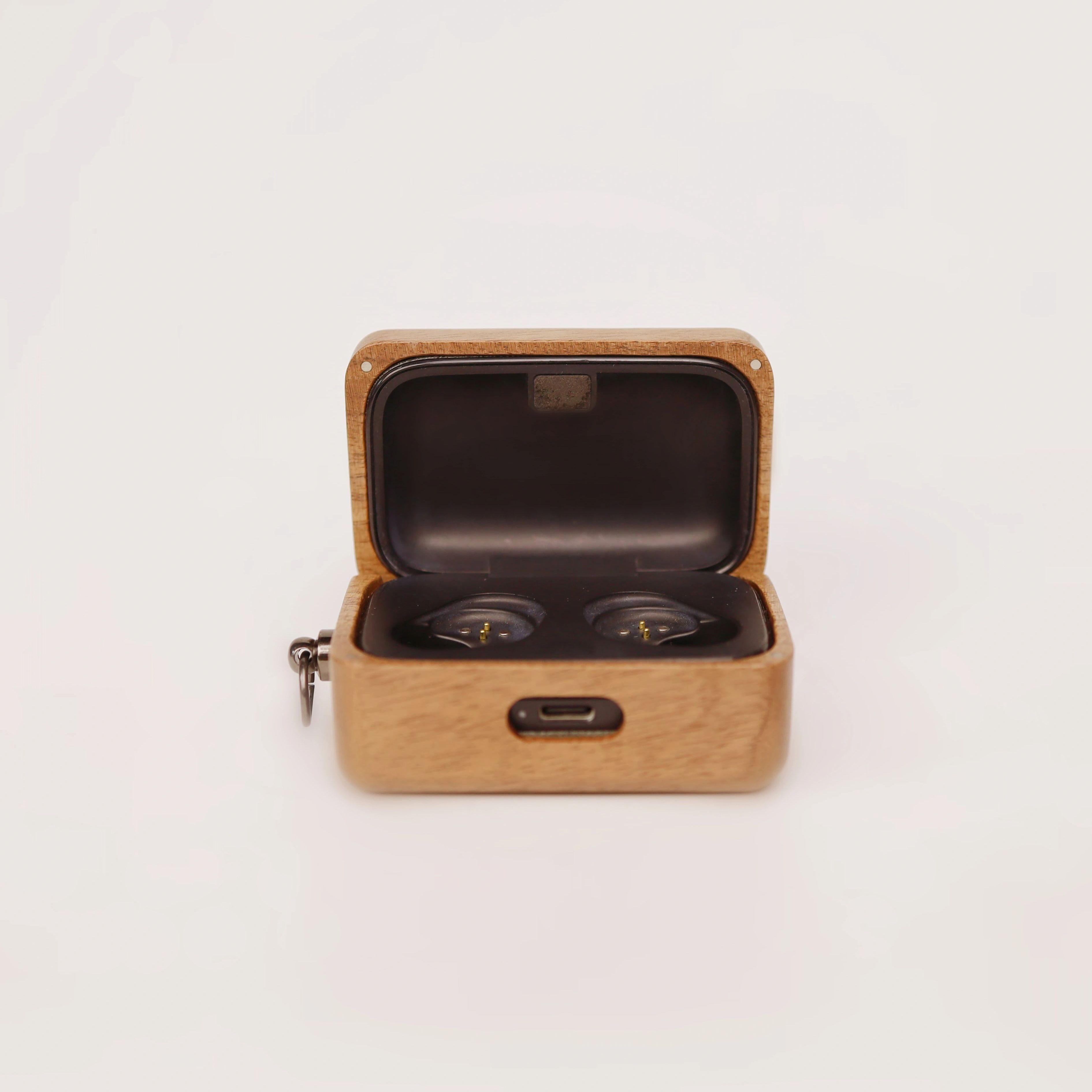 Walnut Solid Wood Case for Sen - đánh giá và giá Sennheiser Headphone Momentum 4